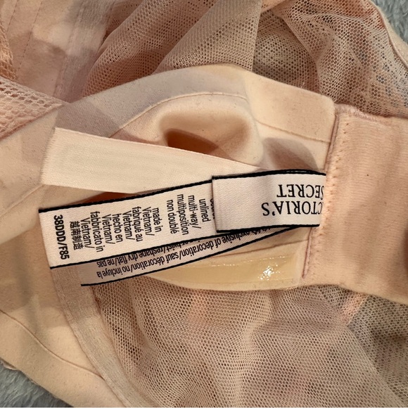 [ 2 FOR $35 ] VICTORIA’S SECRET STRAPLESS UNLINED PEACH MESH BRA - Picture 4 of 4